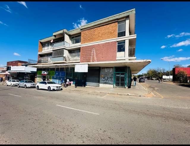 20 BEDROOM HOUSE FOR SALE IN ELSBURG